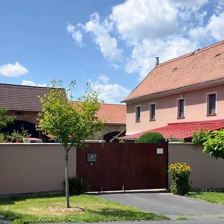 Bauštel Prázdninový dům Hostka (Usti nad Labem)